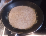 Foto del paso 7 de la receta: Tortilla francesa con berenjenas, queso y tortilla mexicana