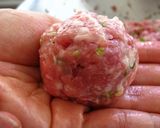 A picture of step 5 of Chili Lemongrass Meatballs.