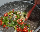 Foto langkah ke 6 dari resep Ayam Goreng Tepung Cabe Garam.