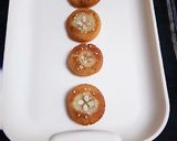 A picture of step 4 of Rava Balushahi.