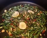 बादामी बटर लहसुन फ्रेंच बीन्स (badami butter lehsun french beans recipe in Hindi) रेसिपी चरण 4 फोटो
