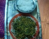 A picture of step 6 of Kerala style palak thoran.