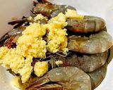 Foto langkah ke 1 dari resep Udang Goreng Asam Jawa.