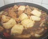 Foto langkah ke 3 dari resep Ceker Tempe Tahu Masak Kecap.
