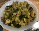 Une image de l'étape 11 de Pommes de terre et courgettes au bouillon de chapon.