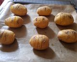 Foto langkah ke 2 dari resep Simple Baked Potato.