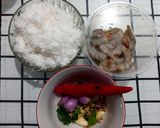 Foto langkah ke 1 dari resep Calon udang (udang rempah kelapa).