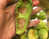 Foto del paso 1 de la receta: Sándwiches rápidos de Hulk con aguacate y jamón 🥑 🥪