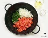 Foto del paso 2 de la receta Arroz con costillas de cerdo ibérico