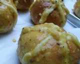Foto langkah ke 7 dari resep Korean Garlic Cheese Bread with cheese bechamel.
