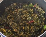 A picture of step 2 of Green Spinach stir fry.