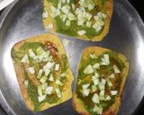 A picture of step 4 of Khakhra chat.