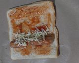 Foto langkah ke 2 dari resep Sosis Gulung Roti Tawar.