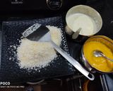 आम की बर्फी(aam ki burfi recipe in hindi) रेसिपी चरण 2 फोटो