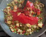 Foto del paso 3 de la receta: Arroz basmati con panceta y langostinos