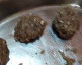 अखरोट और गोले का लड्डू(Akhrot aur gole ka laddu recipe in Hindi) रेसिपी चरण 4 फोटो