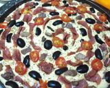 Pas rețetă Focaccia-floare cu cartof dulce, măsline, carne afumată și roșii cherry 5 fotografie