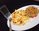 A picture of step 4 of Chips and egg sauce.