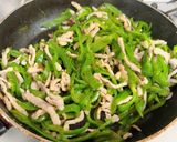 A picture of step 4 of Pork Ginger stir fry with Green Pepper.