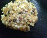A picture of step 4 of Leftover sabudana khichri Thepla.