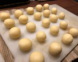 Foto del paso 5 de la receta: Pan de queso Minero (Pão de Queijo)