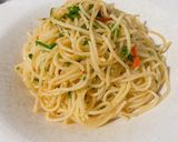 Foto langkah ke 8 dari resep Spaghetti Aglio e Olio simple ala-ala.