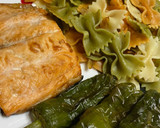 Foto del paso 5 de la receta: Salmón con Pasta y Pimiento del Padrón