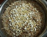 तिळगुळ लाडू (Tilgul Ladoo Recipe In Marathi) रेसिपी स्टेप 3 फोटो 