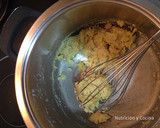 Foto del paso 1 de la receta: Crema de espinacas con teja de queso