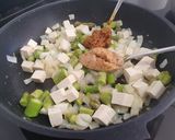 Foto del paso 2 de la receta: Curry vegano de tofu y verduras