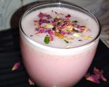 A picture of step 5 of Rose Thandai.