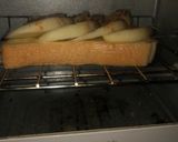 Foto langkah ke 6 dari resep Apple Cinnamon Bread.