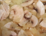 Foto del paso 3 de la receta: Tagliatelli en salsa de setas