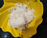 A picture of step 3 of Mooli Paratha.