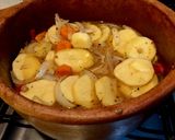 Foto del paso 2 de la receta: Bife a la cacerola de barro...!!🥩🫑🍅🥬🧄🇦🇷