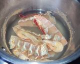 Foto del paso 4 de la receta: Mix de Langosta y Camarón al ajillo