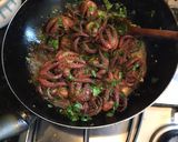 Foto del paso 4 de la receta: Pulpitos de San Antonio con papas especiadas al horno