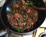 Foto del paso 4 de la receta: Pulpitos de San Antonio con papas especiadas al horno