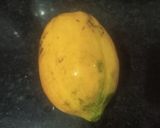 A picture of step 1 of Sweet Papaya Juice.
