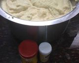 A picture of step 2 of Dahi Vada.