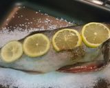 Foto do passo 2 de Peixe assado no sal grosso