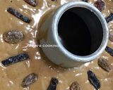 Foto langkah ke 5 dari resep Moist Banana Dates Cake.