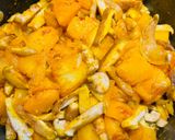 A picture of step 4 of One Pot Shittake Mushrooms.