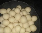 A picture of step 2 of Milk ball.