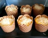 Foto langkah ke 5 dari resep Cupcake Keju Fluffy (Bolu Hongkong).