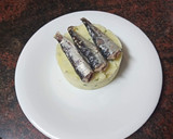 Foto del paso 1 de la receta: Zócalo de puré de papas con sardinas de lata y mini ensalada