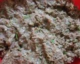 A picture of step 1 of Homemade qeeme wala nan.