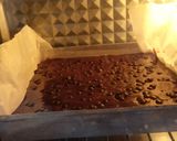 Foto langkah ke 6 dari resep Brownies Chocochips Panggang Shiny Crust.