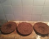 Foto del paso 10 de la receta: Torta de chocolate rellena de doble cremas