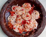 Foto langkah ke 6 dari resep Seblak Cobek.